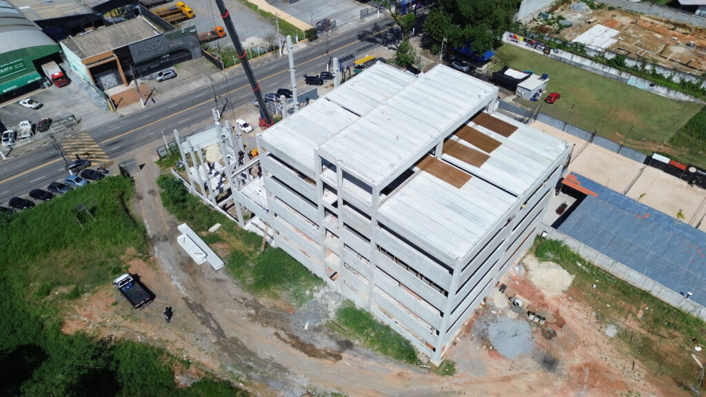 Edifício Multipavimentos Comercial - Arujá/SP